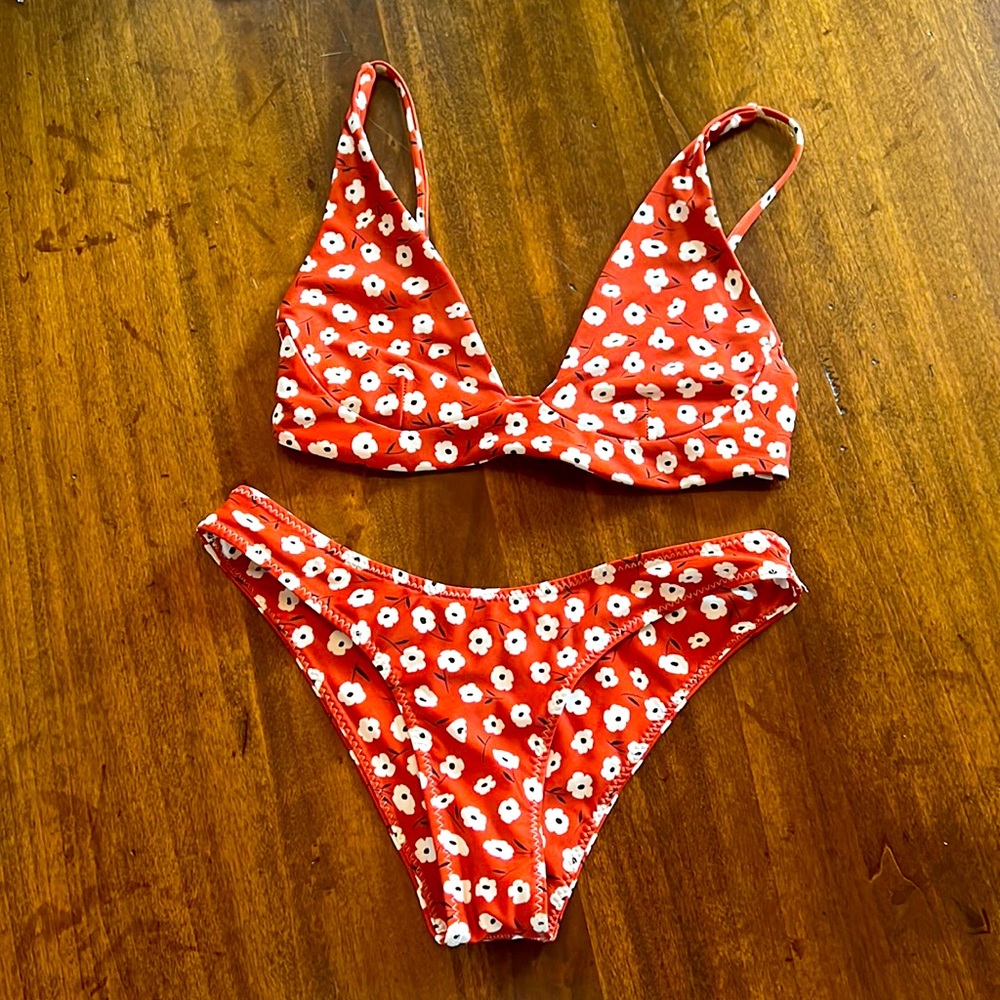 Stone Fox bikini size small